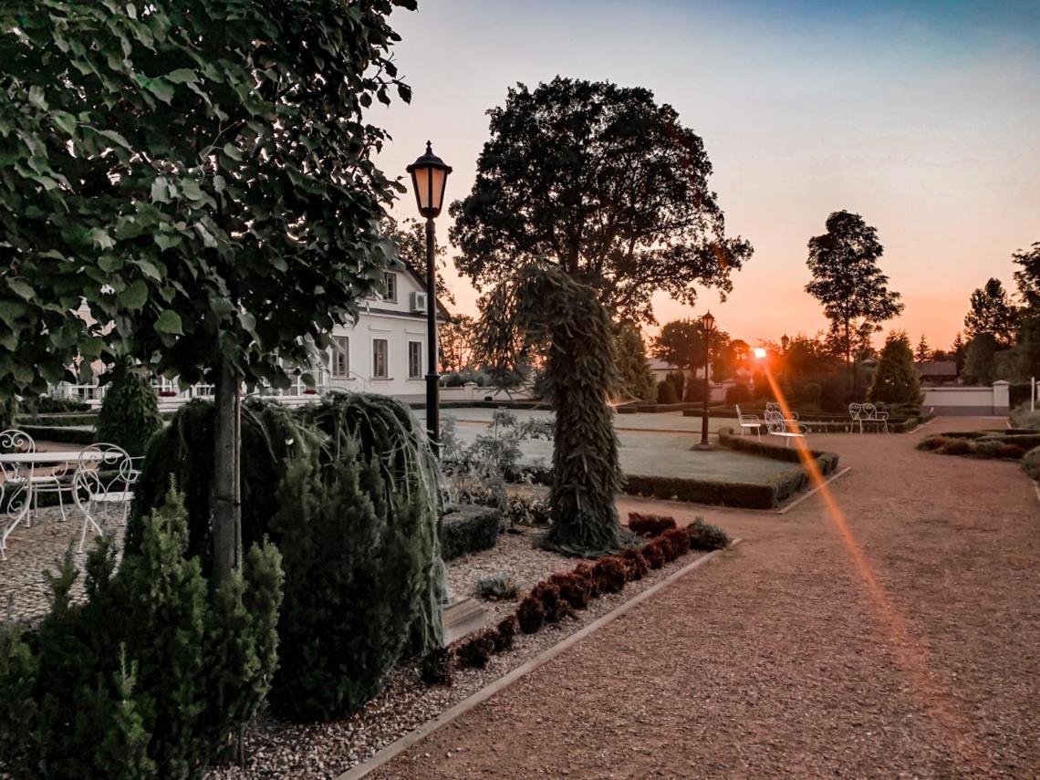 Hotel&Spa Dwór Droblin Leśna Podlaska Exterior foto