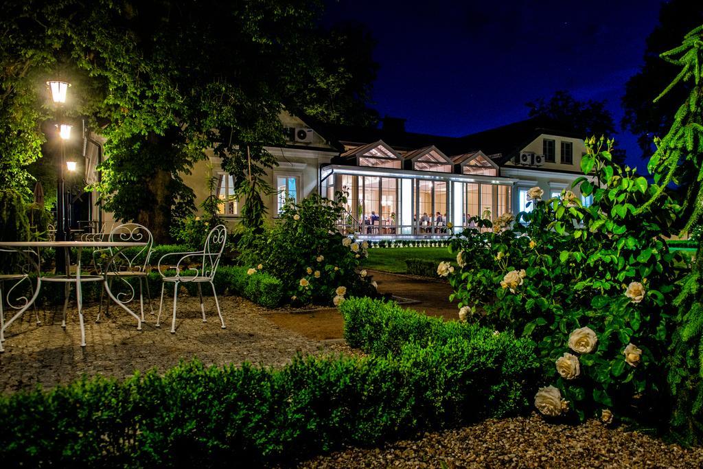 Hotel&Spa Dwór Droblin Leśna Podlaska Exterior foto