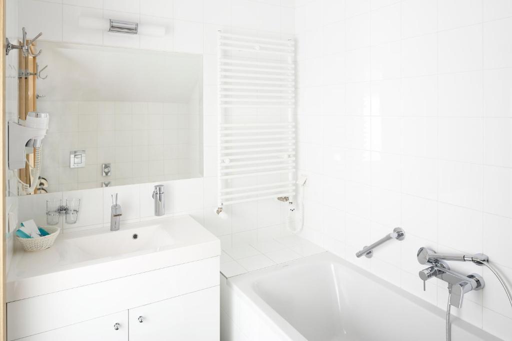 Hotel&Spa Dwór Droblin Leśna Podlaska Habitación foto
